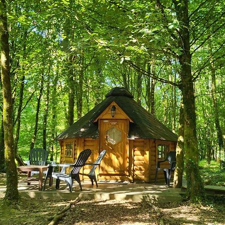 Le Domaine Insolite De Broceliande Paimpont Exterior foto